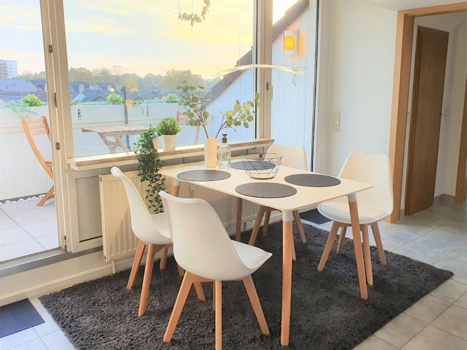 Modernes Und Ruhiges Appartement Mit Loggia Марль Екстер'єр фото